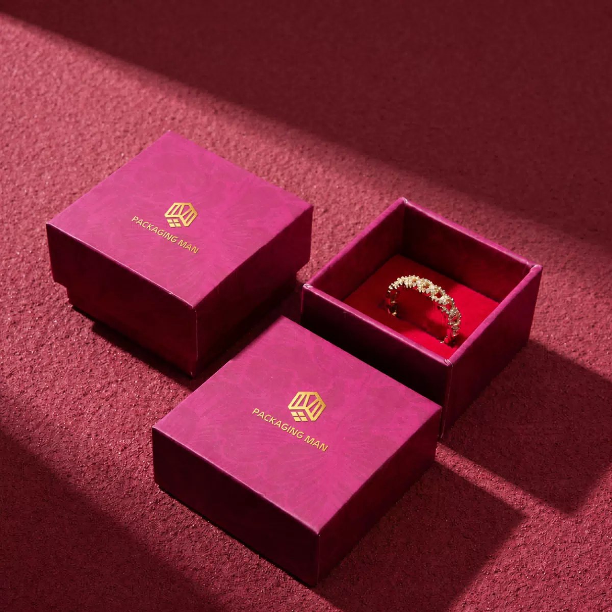 Custom magenta ring packaging boxes