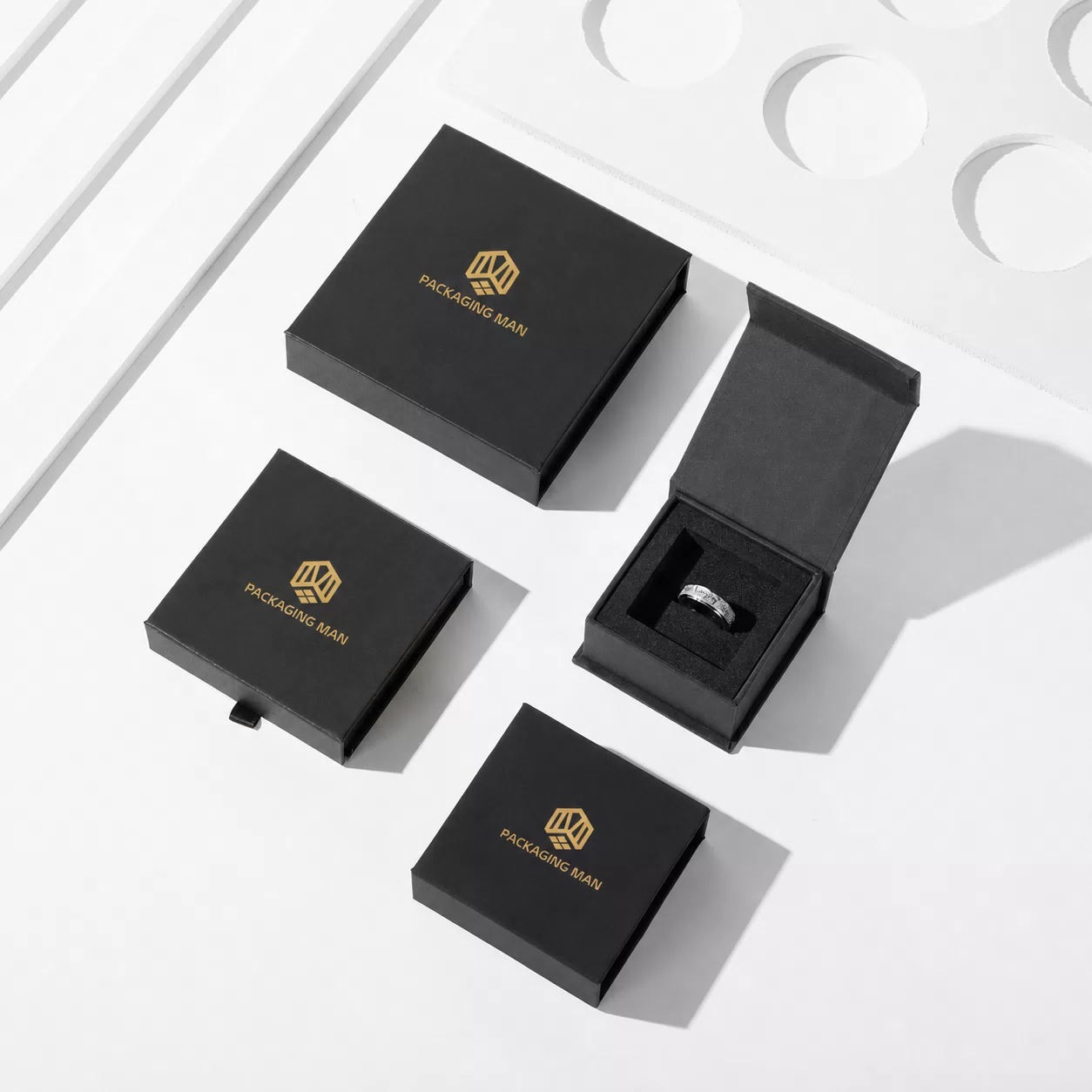Black gift box set with ring inside