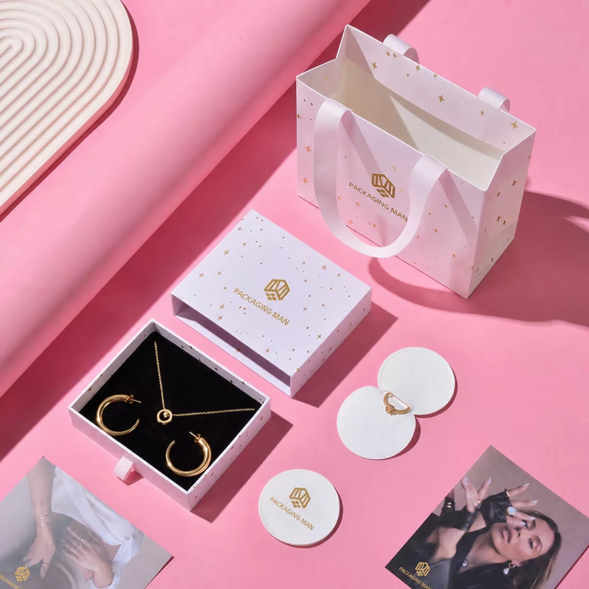Custom White Gift Box Packaging Set