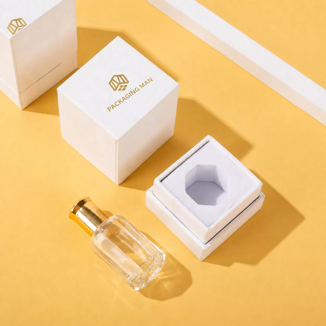 Custom White Gift Box Packaging Set