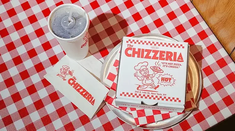 e4c880bd-8640-416a-817c-a87807e1828d_kfcchizzeria1